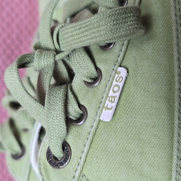 Taos Moc Star 2 Green Lace-Up Sneakers - Picture 12 of 13